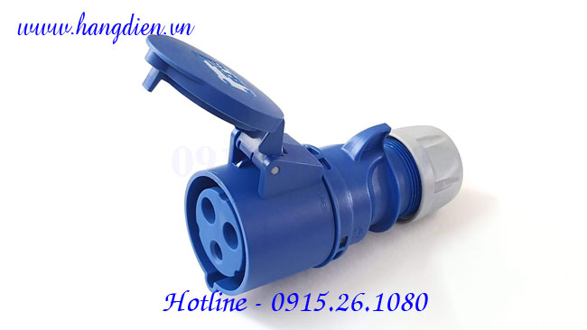 o-cam-dien-cong-nghiep-pce-f223-6