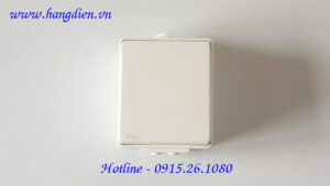 cong-tac-dien-efapel-48011-cbr-ip66