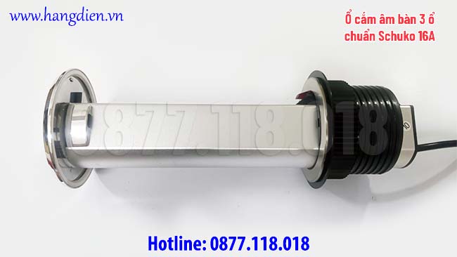 O-cam-am-ban-Trung-Quoc-3-o-chuan-Schuko-16A-USB-5V-2.1A